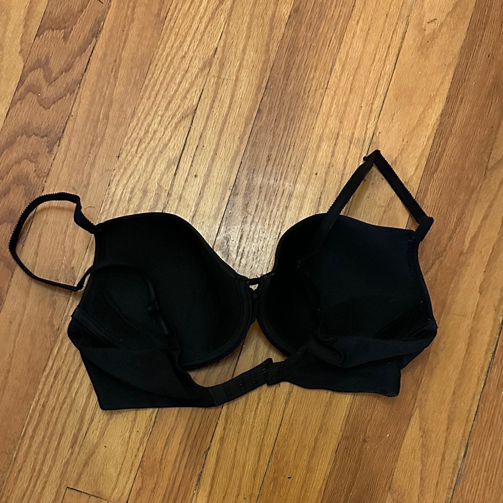 Chantelle Black Bra - Picture 3 of 6